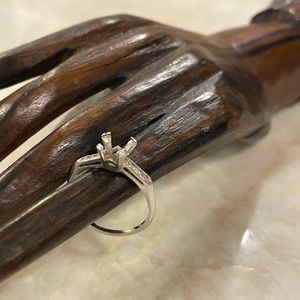 Antique Platinum Diamond Engagement Ring